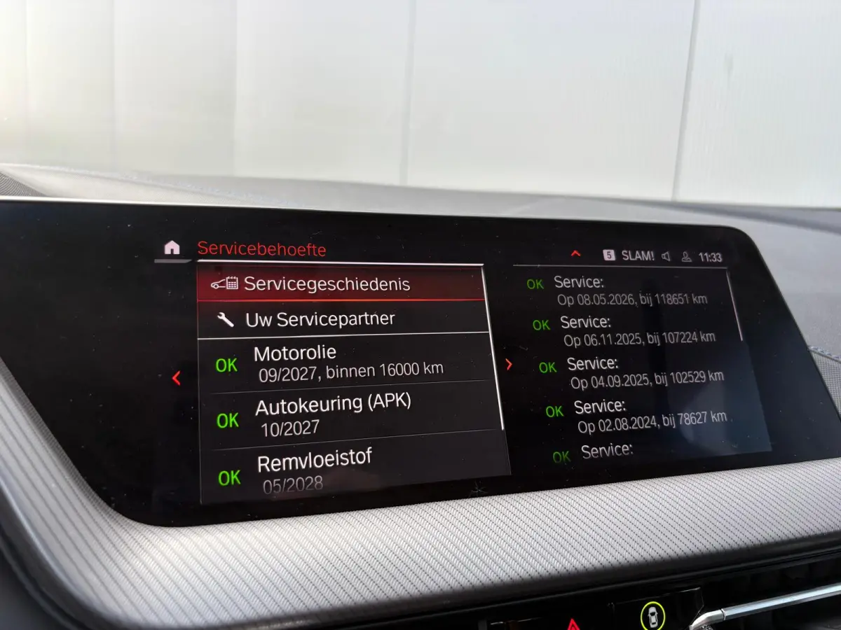 118i 140PK Automaat Executive Edition M-Sport Sportstoelen/Parkeerhulp/Navigatie/Cruise-control