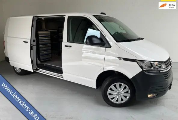 Automaat DSG Servicewagen 2.0 TDI 150pk L2H1 3Persoons Sortimo Inrichting, Airco, Navigatie, RIJKLAARPRIJS!