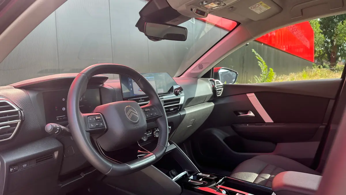 Business 156pk Extended range 54 kWh | Adaptive Cruise Control | Climate Control | Stoelverwarming Voor | Achteruitrij Camera | Apple Carplay / Android Auto | Achteruitrijcamera | Airco (aut