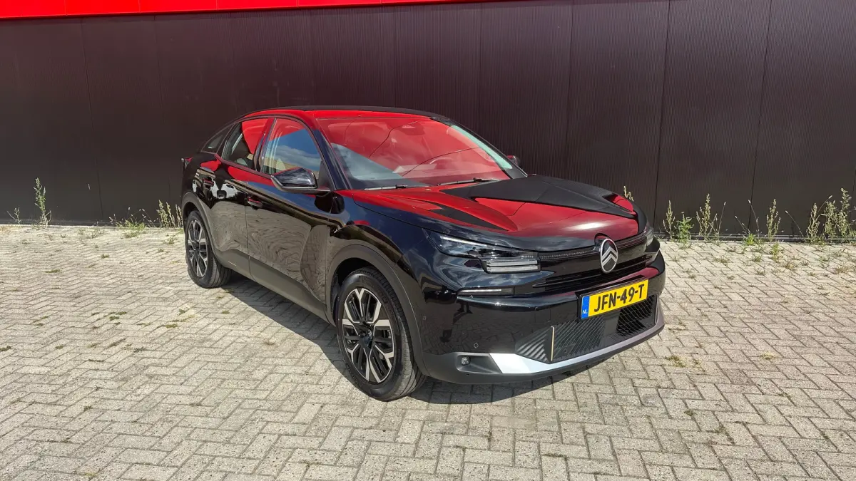 Business 156pk Extended range 54 kWh | Adaptive Cruise Control | Climate Control | Stoelverwarming Voor | Achteruitrij Camera | Apple Carplay / Android Auto | Achteruitrijcamera | Airco (aut