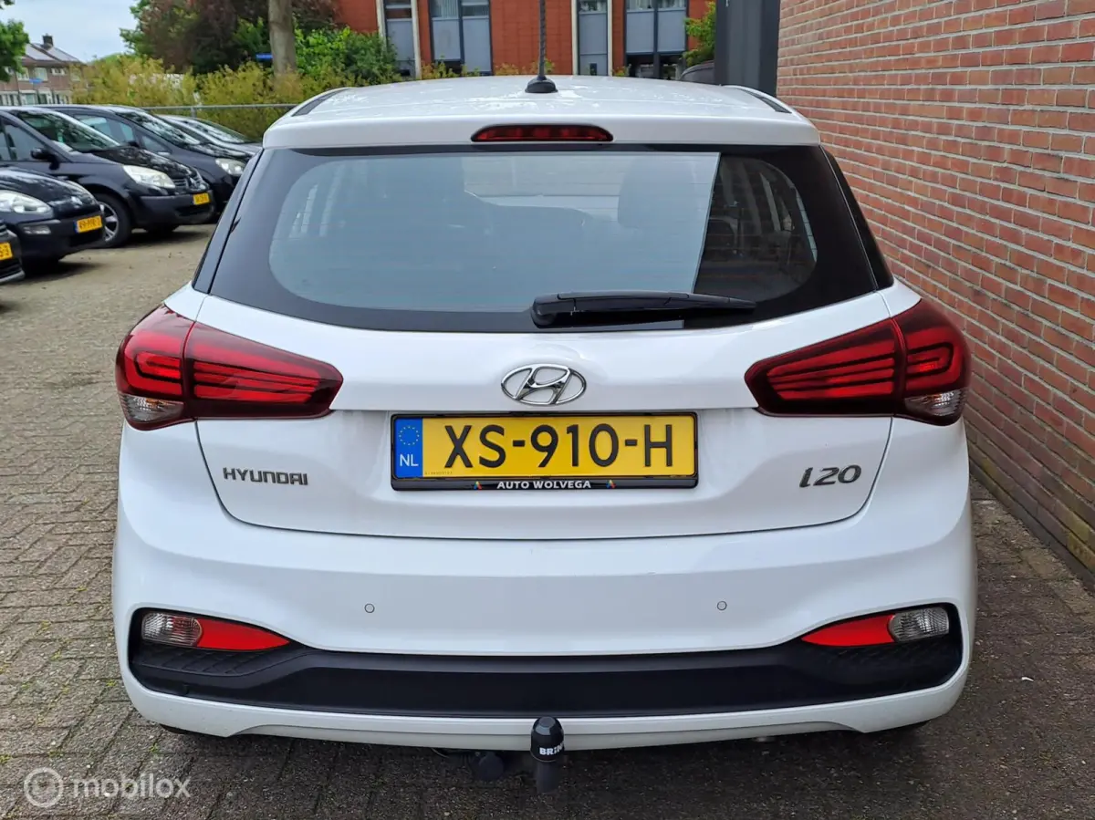 1.0 T-GDI Comfort/Apple carplay/Trkhk/ Navi