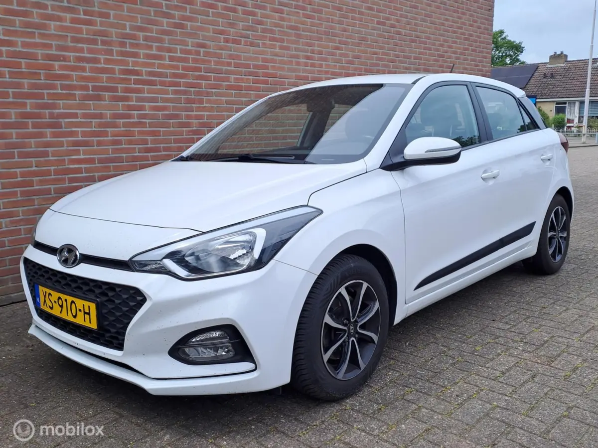 1.0 T-GDI Comfort/Apple carplay/Trkhk/ Navi