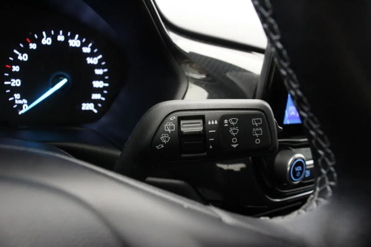 1.0 EcoBoost Titanium - Carplay, Navi, Cruise