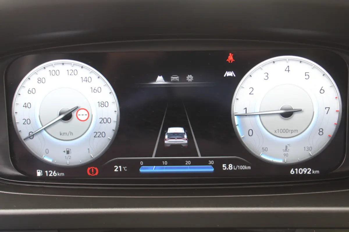 1.0 T-GDI Premium Sky DAB l Extra getint glas achter l