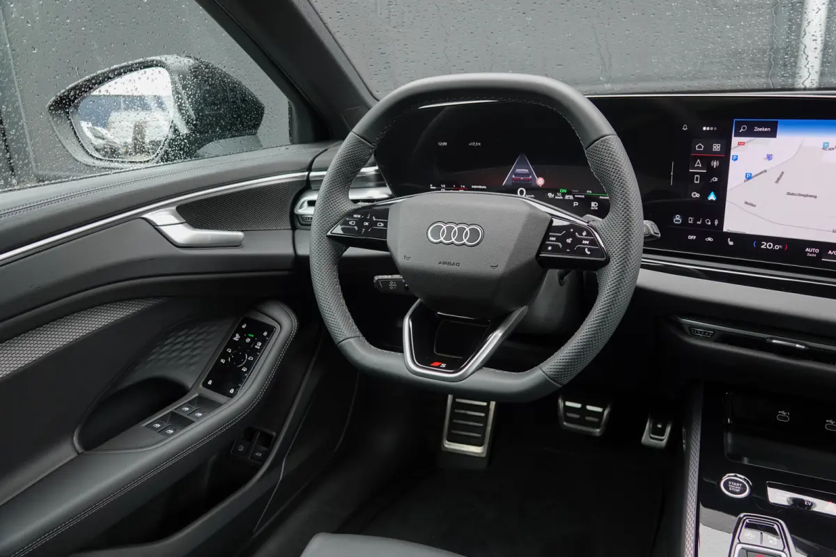 e-hybrid 299Pk | Quattro | MMI Bijrijdersdisplay | 360° Camera | AWD-Besturing | Midnight Green | 21''