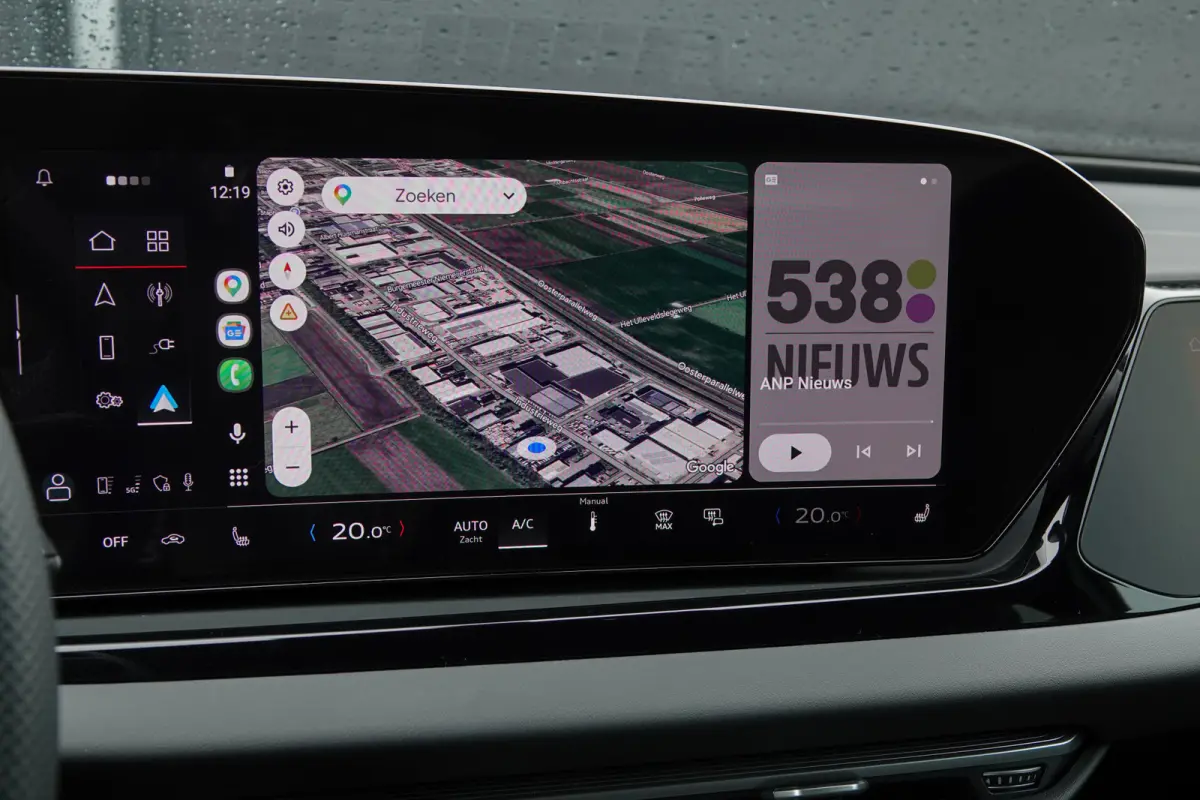 e-hybrid 299Pk | Quattro | MMI Bijrijdersdisplay | 360° Camera | AWD-Besturing | Midnight Green | 21''