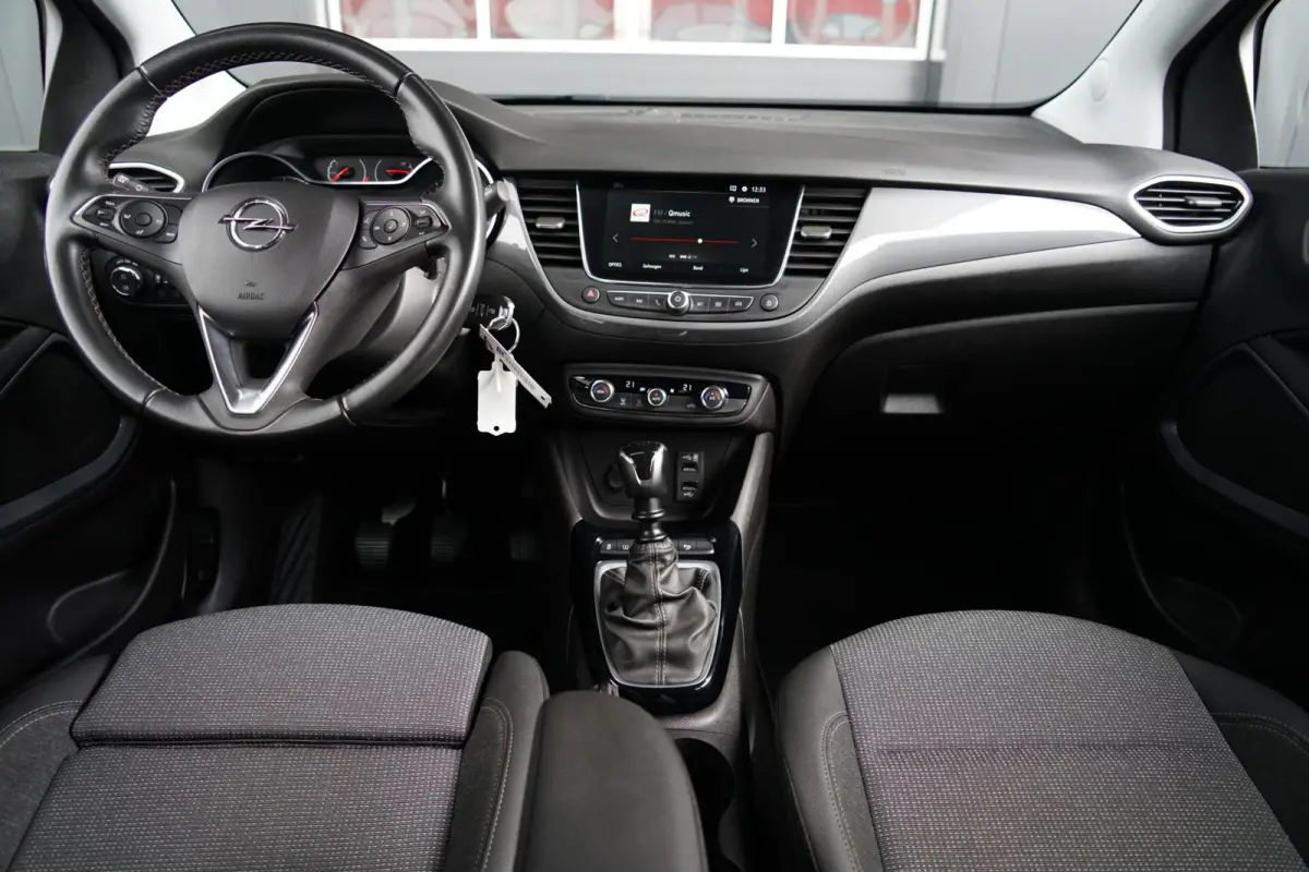 1.2 Turbo Elegance, NL, trekh. clima, LED, cam.