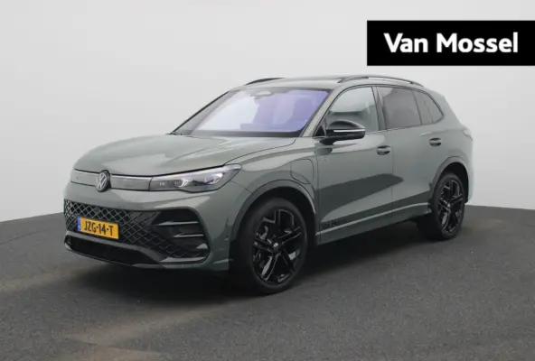 1.5 eHybrid R-Line Edition 272 PK| Origineel Nederlands | 1e Eigenaar | Panoramadak | Trekhaak | Navgatie | Achteruitrijcamera | Dodehoekdetectie | Achterklep Elektrisch
