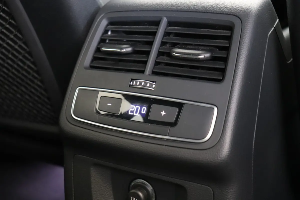 40 TFSI 204PK S-Line edition Competition | Keyless | Navi | Carplay | NL-Auto | 27.900,- incl. BTW
