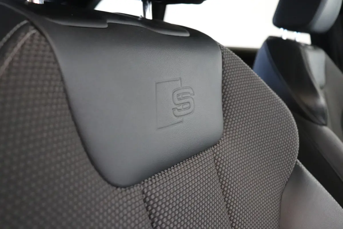 40 TFSI 204PK S-Line edition Competition | Keyless | Navi | Carplay | NL-Auto | 27.900,- incl. BTW