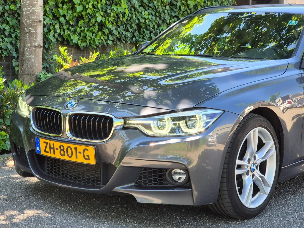 M Sport Edition Apple CarPlay Trekhaak 18inch breedset 6WB Virtual dash NAP RIJKLAAR