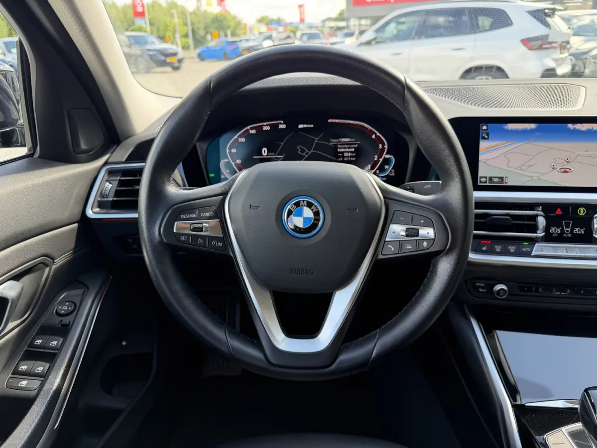 320e Business Edition Plus Sport LineLederen Sportstoelen Carplay Achteruitrijcamera Live cockpit pro
