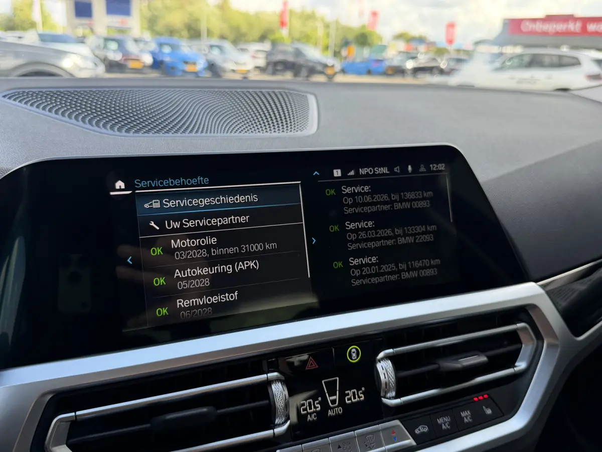 320e Business Edition Plus Sport LineLederen Sportstoelen Carplay Achteruitrijcamera Live cockpit pro