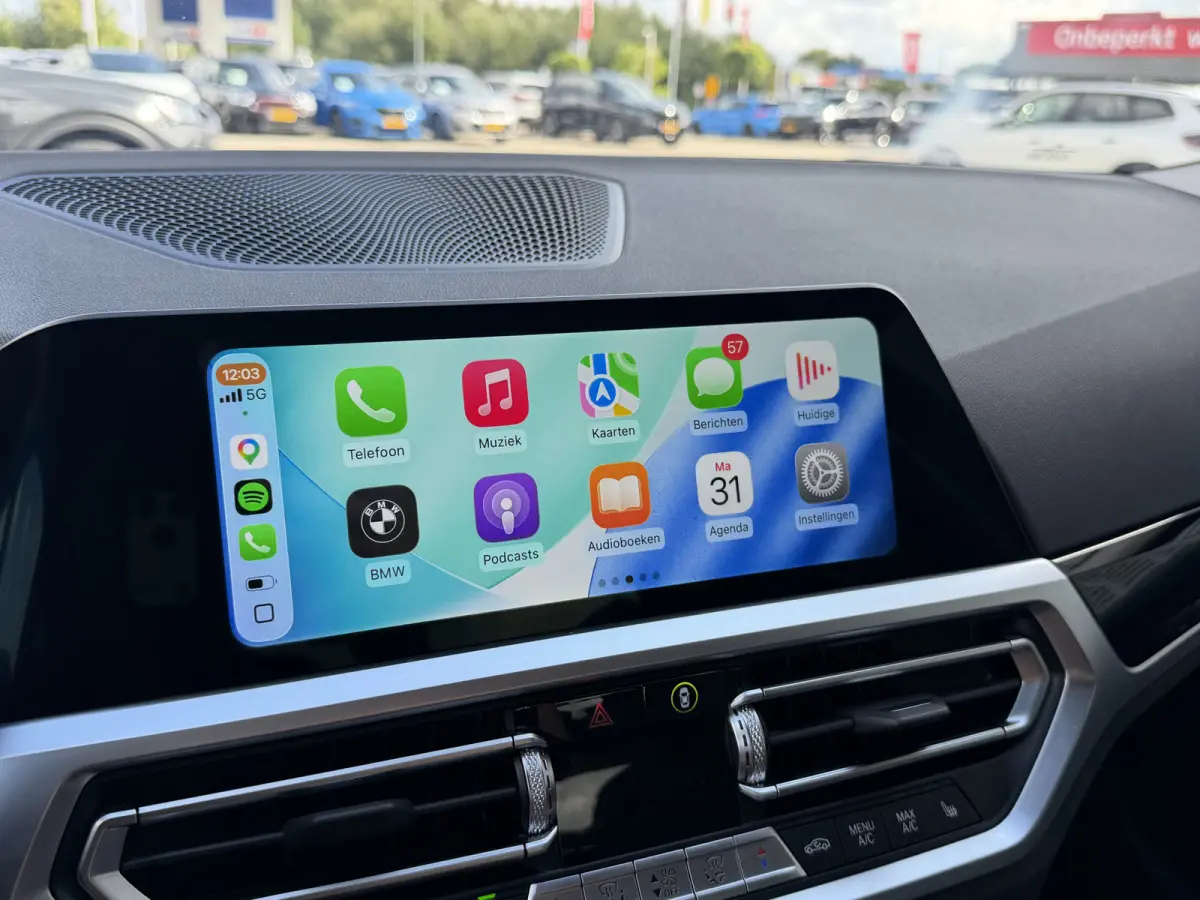 320e Business Edition Plus Sport LineLederen Sportstoelen Carplay Achteruitrijcamera Live cockpit pro