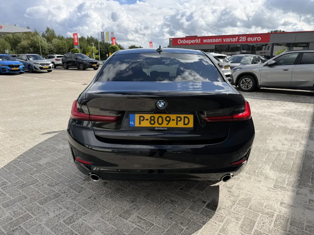 320e Business Edition Plus Sport LineLederen Sportstoelen Carplay Achteruitrijcamera Live cockpit pro