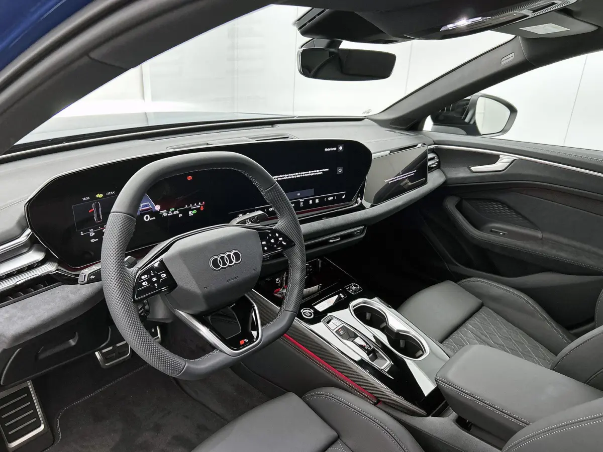 2.0 e-hybrid quattro 299 PK | S-Line | Tech plus | MMI bijrijdersscherm | Digitale sleutel | Audi virtual cockpit plus | Achterklep elektrisch | Matrix-functie |Omgeving camera's | Adaptieve