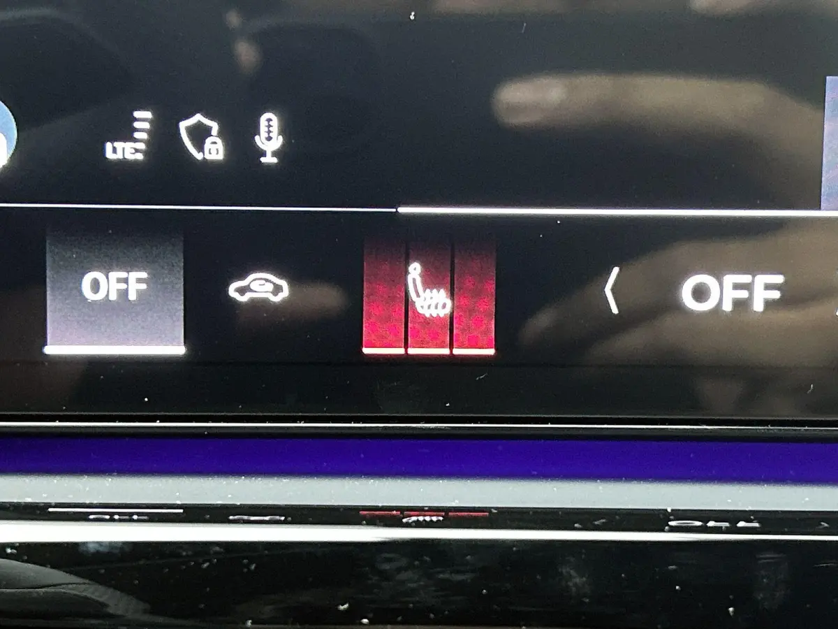 2.0 e-hybrid quattro 299 PK | S-Line | Tech plus | MMI bijrijdersscherm | Digitale sleutel | Audi virtual cockpit plus | Achterklep elektrisch | Matrix-functie |Omgeving camera's | Adaptieve
