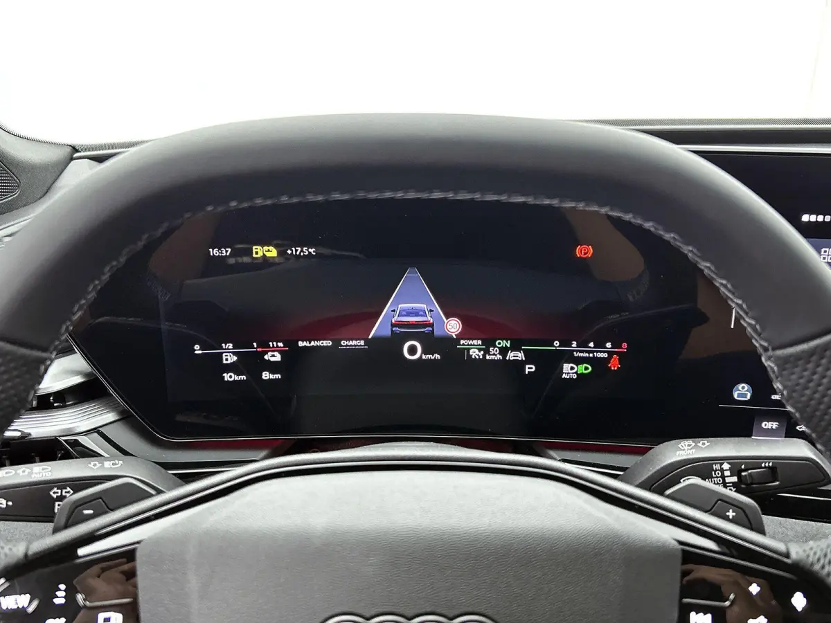 2.0 e-hybrid quattro 299 PK | S-Line | Tech plus | MMI bijrijdersscherm | Digitale sleutel | Audi virtual cockpit plus | Achterklep elektrisch | Matrix-functie |Omgeving camera's | Adaptieve
