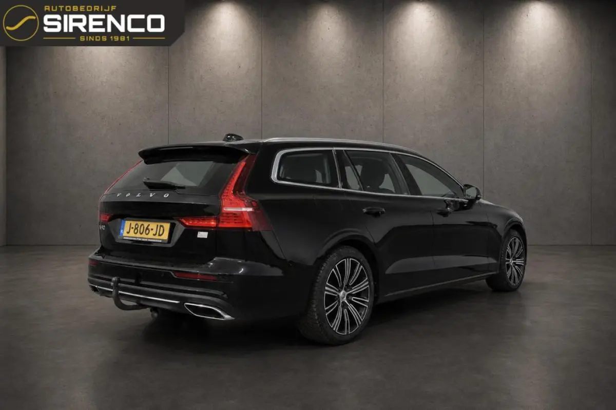 2.0 T6 Recharge AWD Inscription | leder comfort zetels | 341pk | stoel en stuur verwarming | trekhaak | soh 85% |