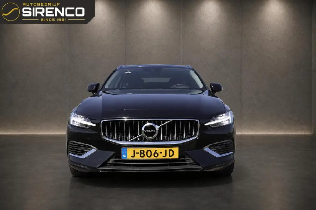 2.0 T6 Recharge AWD Inscription | leder comfort zetels | 341pk | stoel en stuur verwarming | trekhaak | soh 85% |