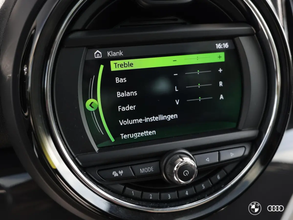 COOPER SE ALL4 / PANODAK / STOELVW / AMBIENTE / CARPLAY / 18"
