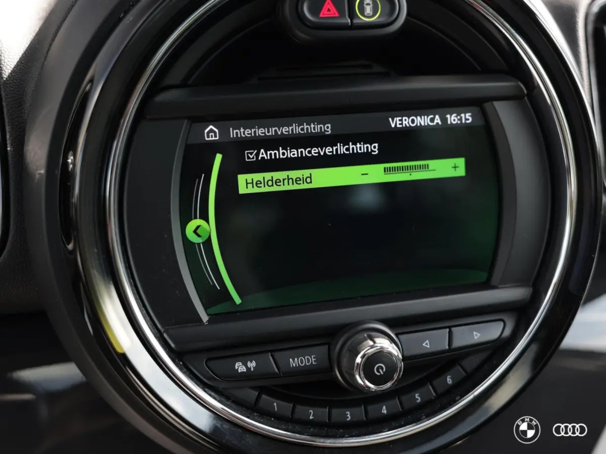 COOPER SE ALL4 / PANODAK / STOELVW / AMBIENTE / CARPLAY / 18"
