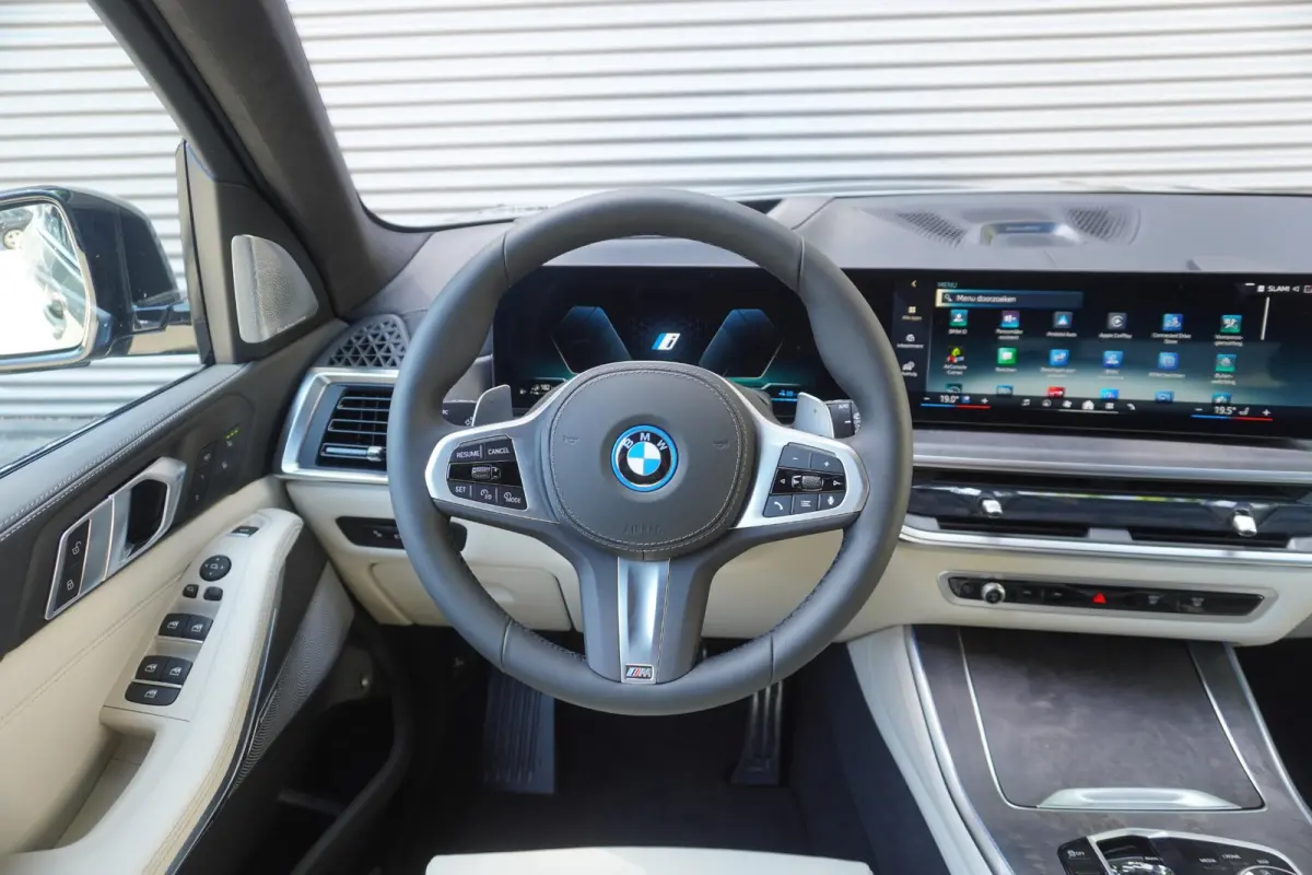 xDrive50e High Executive | M Sportpakket Pro | Exclusive Pack | Innovation Pack |