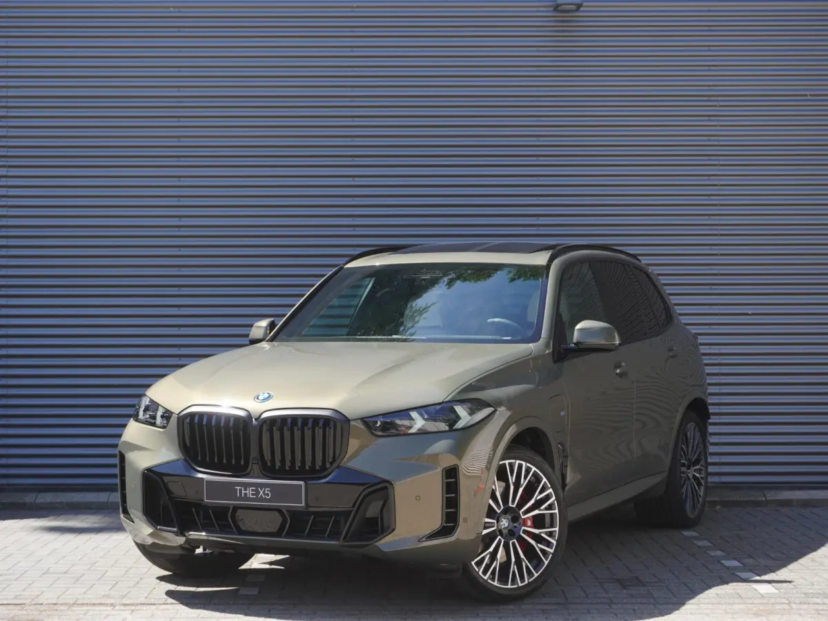 xDrive50e High Executive | M Sportpakket Pro | Exclusive Pack | Innovation Pack |