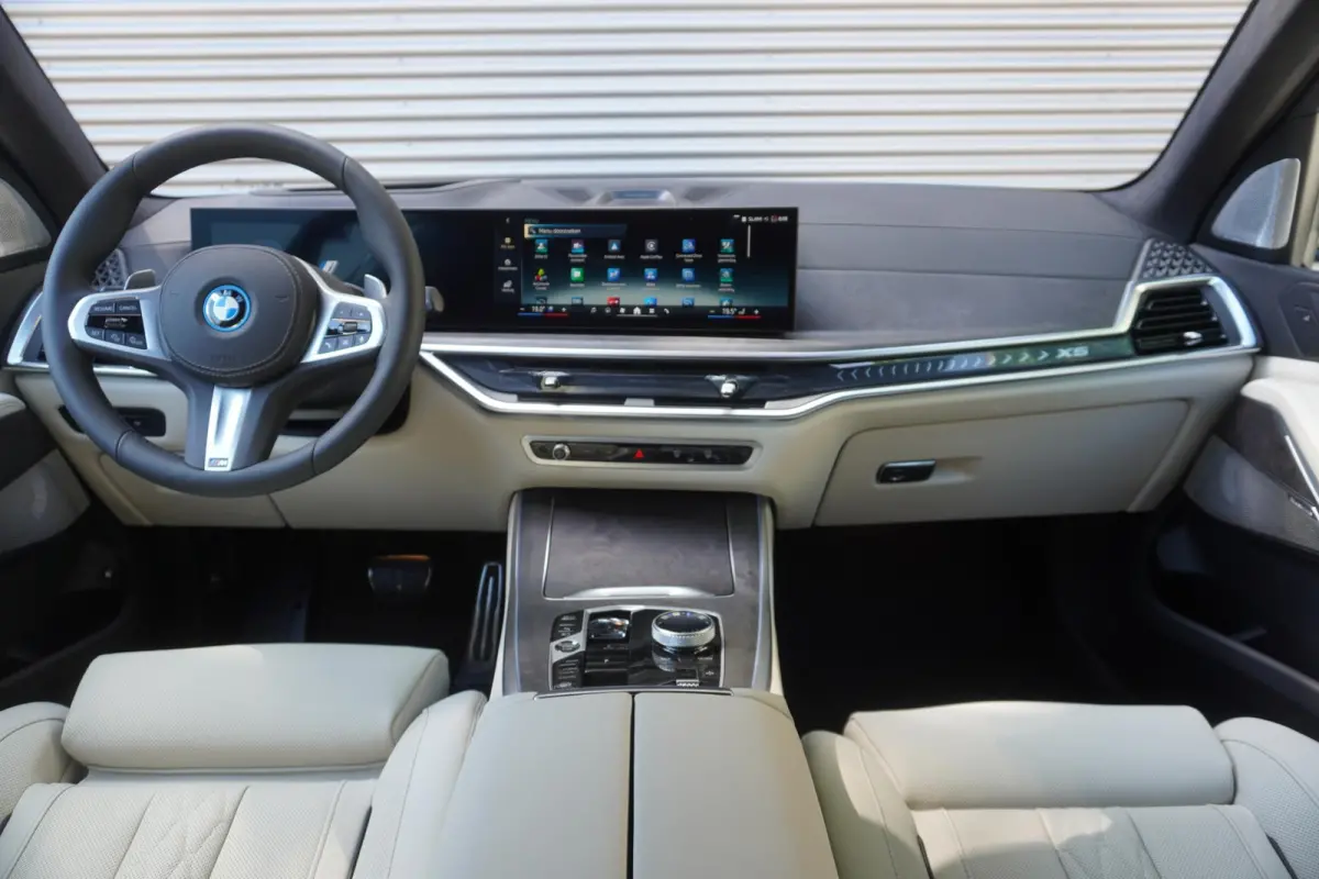 xDrive50e High Executive | M Sportpakket Pro | Exclusive Pack | Innovation Pack |