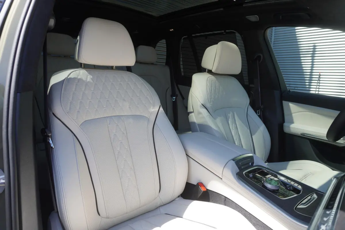 xDrive50e High Executive | M Sportpakket Pro | Exclusive Pack | Innovation Pack |