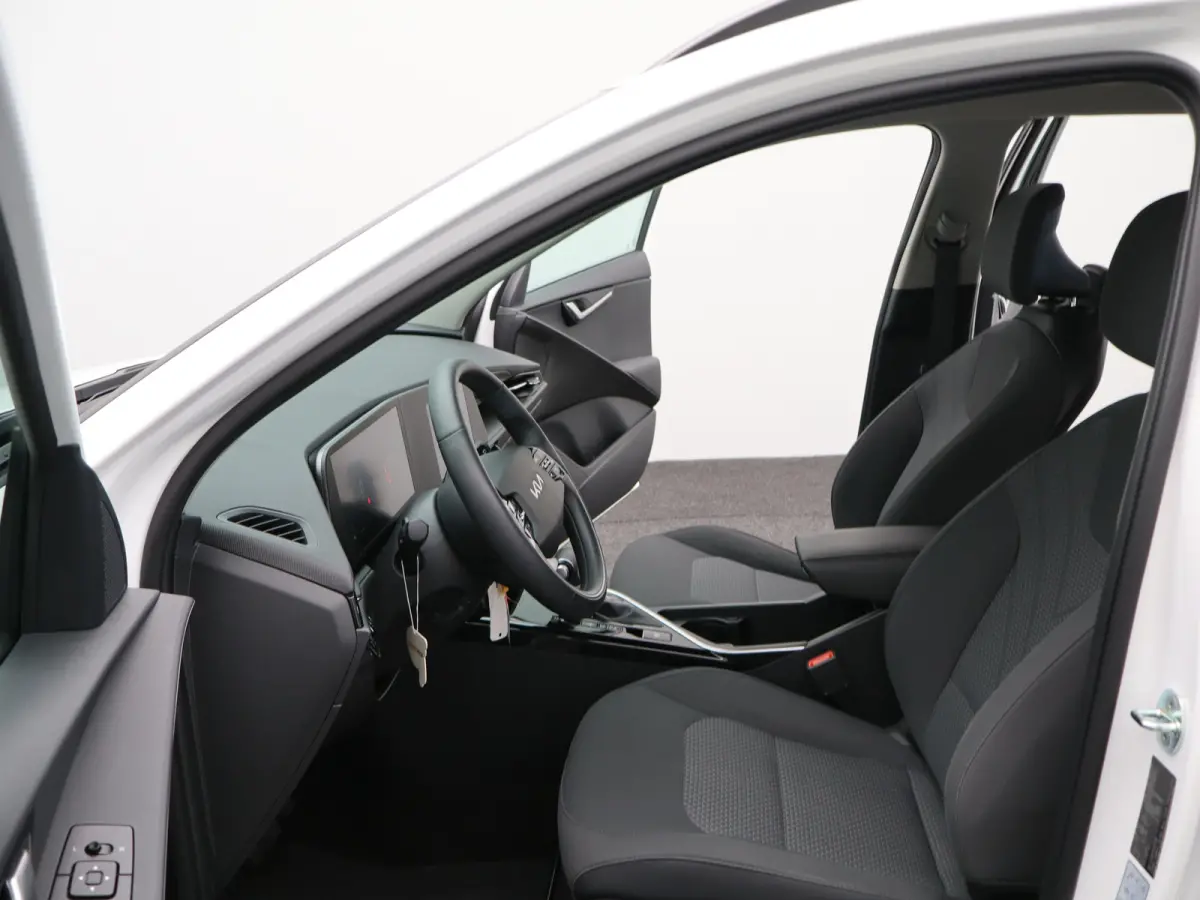1.6 GDi PHEV DynamicLine | Stoelverwarming voor | Adaptieve Cruise Control | | Achteruitrijcamera | Airco (automatisch) | Apple Carplay/Android Auto|telefoonintegratie premium