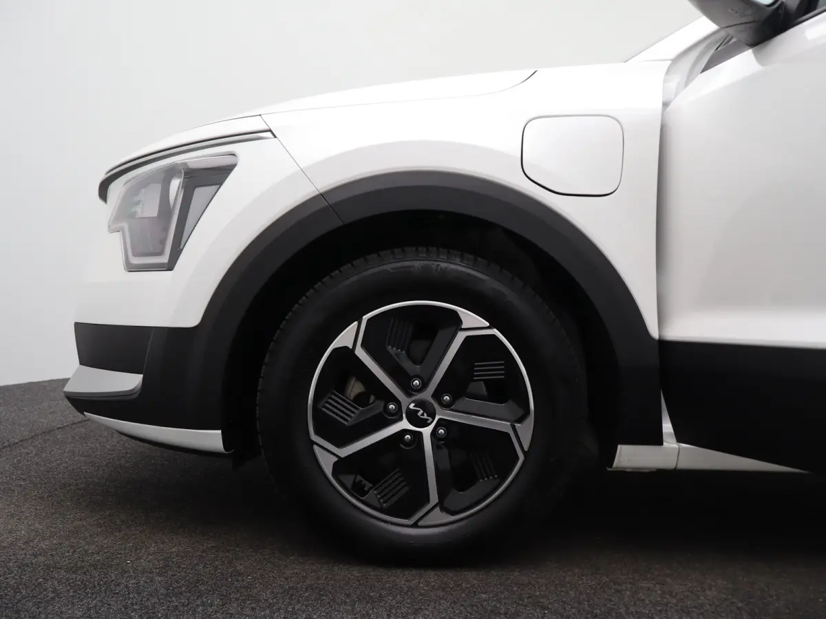 1.6 GDi PHEV DynamicLine | Stoelverwarming voor | Adaptieve Cruise Control | | Achteruitrijcamera | Airco (automatisch) | Apple Carplay/Android Auto|telefoonintegratie premium