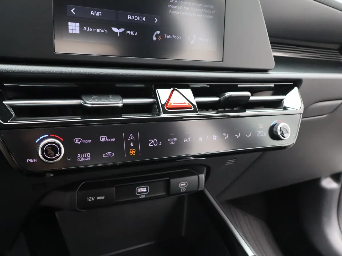 1.6 GDi PHEV DynamicLine | Stoelverwarming voor | Adaptieve Cruise Control | | Achteruitrijcamera | Airco (automatisch) | Apple Carplay/Android Auto|telefoonintegratie premium