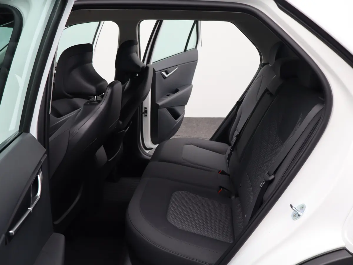 1.6 GDi PHEV DynamicLine | Stoelverwarming voor | Adaptieve Cruise Control | | Achteruitrijcamera | Airco (automatisch) | Apple Carplay/Android Auto|telefoonintegratie premium