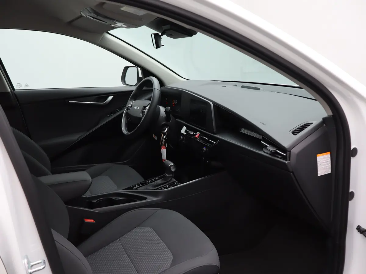 1.6 GDi PHEV DynamicLine | Stoelverwarming voor | Adaptieve Cruise Control | | Achteruitrijcamera | Airco (automatisch) | Apple Carplay/Android Auto|telefoonintegratie premium