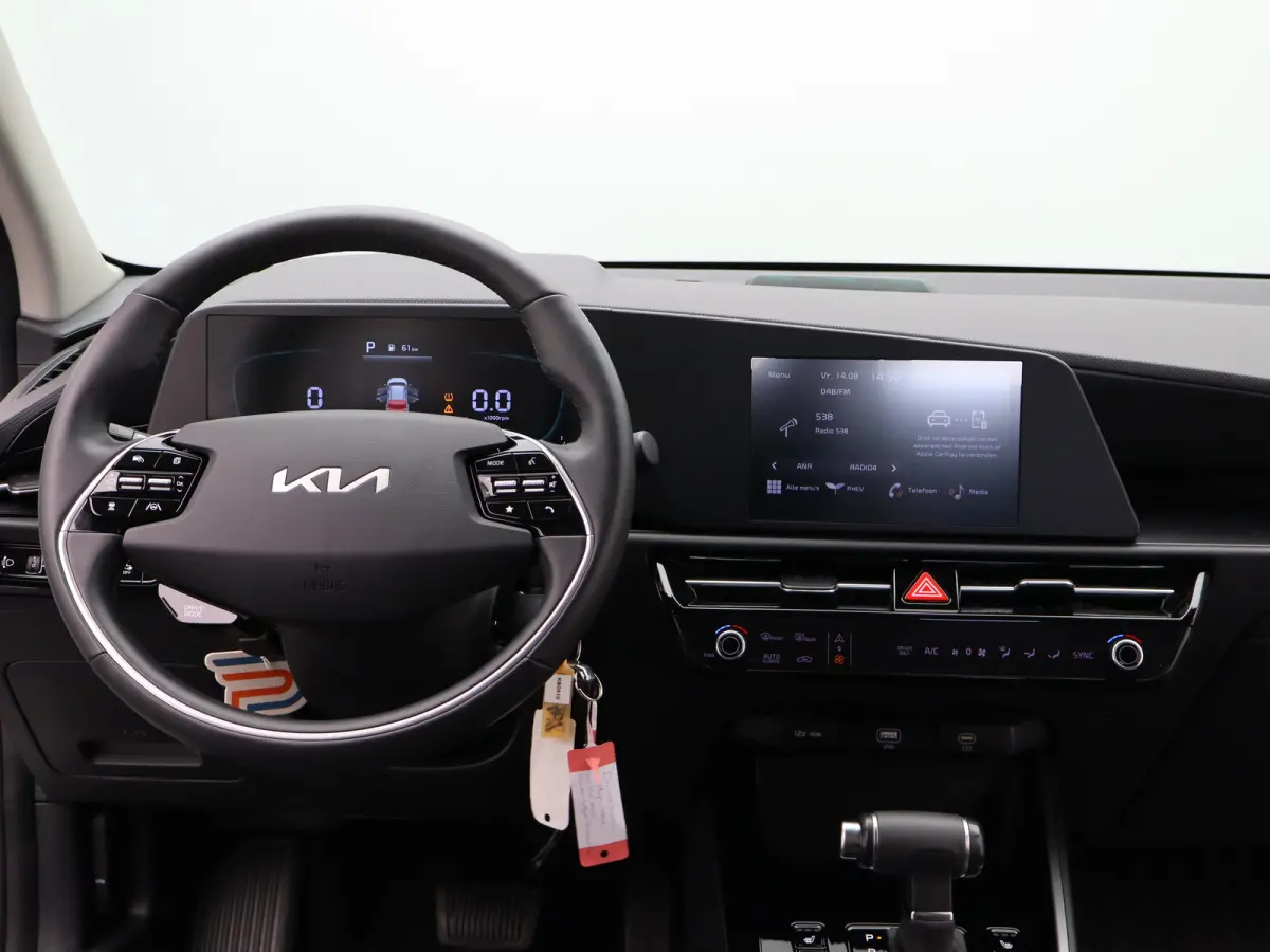 1.6 GDi PHEV DynamicLine | Stoelverwarming voor | Adaptieve Cruise Control | | Achteruitrijcamera | Airco (automatisch) | Apple Carplay/Android Auto|telefoonintegratie premium
