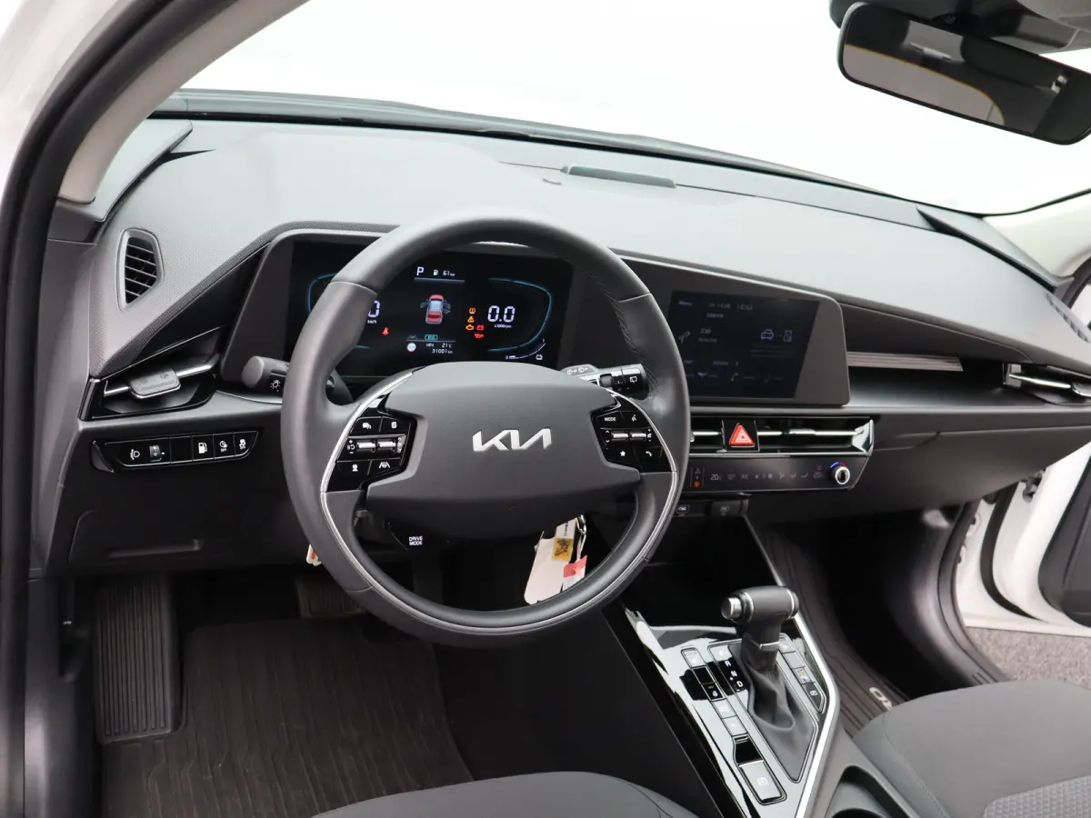 1.6 GDi PHEV DynamicLine | Stoelverwarming voor | Adaptieve Cruise Control | | Achteruitrijcamera | Airco (automatisch) | Apple Carplay/Android Auto|telefoonintegratie premium