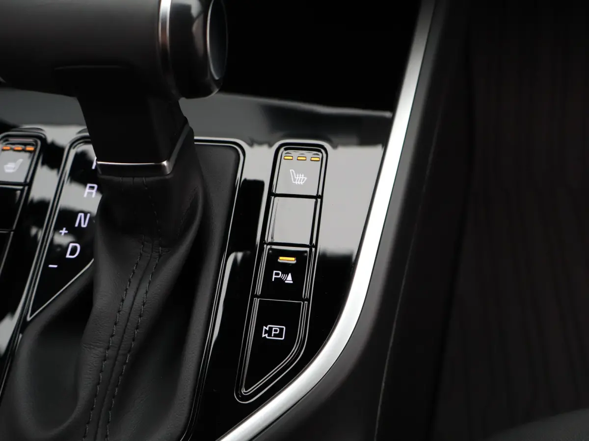 1.6 GDi PHEV DynamicLine | Stoelverwarming voor | Adaptieve Cruise Control | | Achteruitrijcamera | Airco (automatisch) | Apple Carplay/Android Auto|telefoonintegratie premium