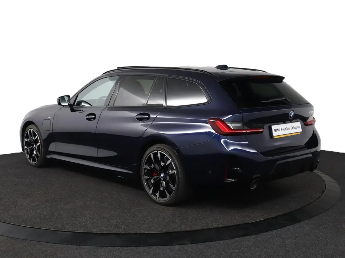 330e | SOH 100% | M Sportpakket Pro | Driving Assistant Professional | Innovation Pack | Panoramadak | Comfort Pack