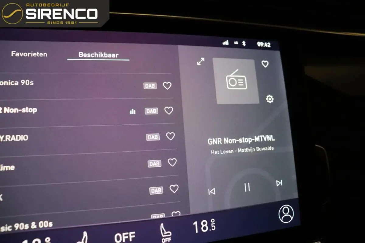 1.5| 360 camera met 3d view | panodak | stoelverwarming |Android auto & Apple carplay |dab | adaptive cruise control | sfeerverlichting |