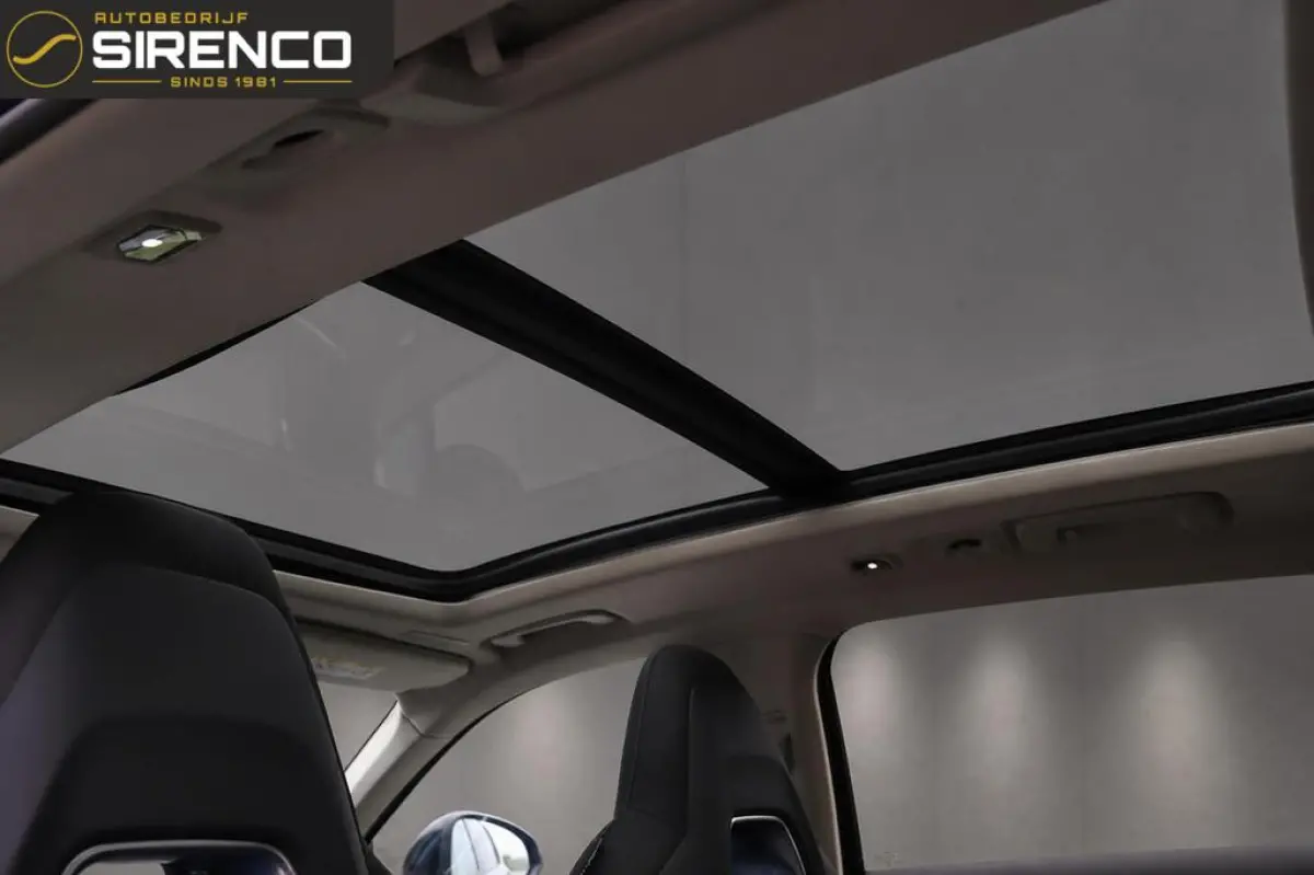 1.5| 360 camera met 3d view | panodak | stoelverwarming |Android auto & Apple carplay |dab | adaptive cruise control | sfeerverlichting |