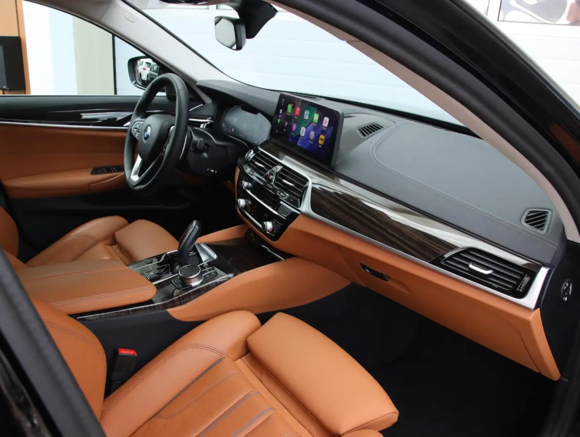 530e Luxury Line | SOH 91% | LASER LED | H&K audio