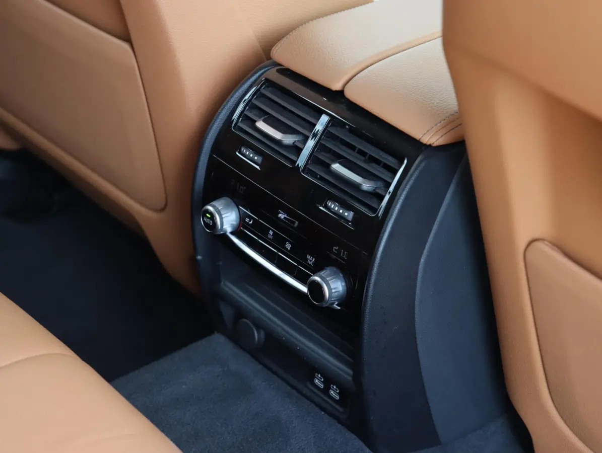 530e Luxury Line | SOH 91% | LASER LED | H&K audio