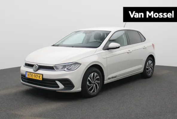 1.0 TSI Life Edition 95 PK | Demo | Parkeersensoren Achter | Achteruirijcamera | Privacy Glas | 15 Inch Velgen | Apple Carplay | Android Auto