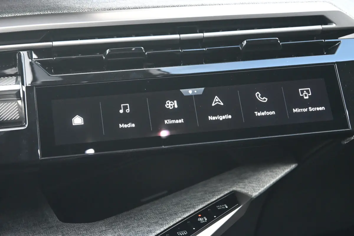 GT | Adaptieve cruise control met Stop&Go functie | LED 3D-achterlichten | Pack Safety Plus