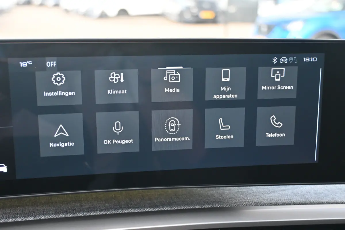 GT | Adaptieve cruise control met Stop&Go functie | LED 3D-achterlichten | Pack Safety Plus