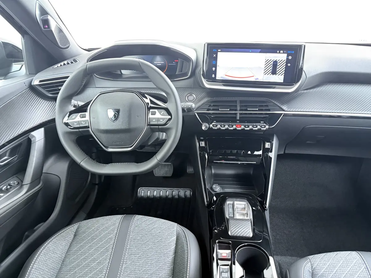 Allure | Active Safety Brake met camera en radar (automatisch noodremsysteem) met Distance Alert (waarschuwing dreigende aanrijding) | Advanced Active Safety Brake met camera en radar | Clim