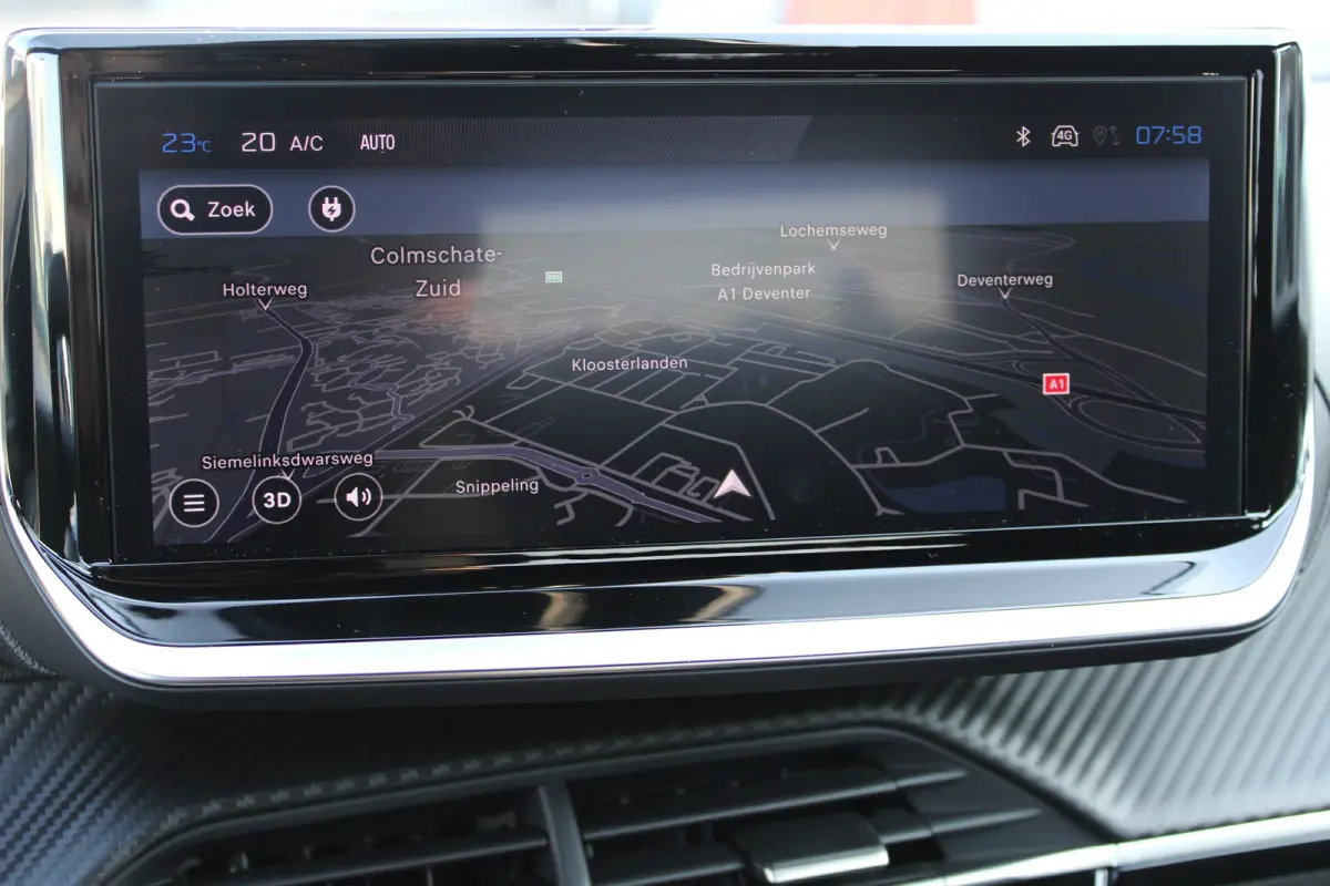 Business | Climate Control | Dashboard in zacht materiaal met carboneffect en hoogglans zwarte sierstrip | Extra getinte achterste zijruiten en achterruit