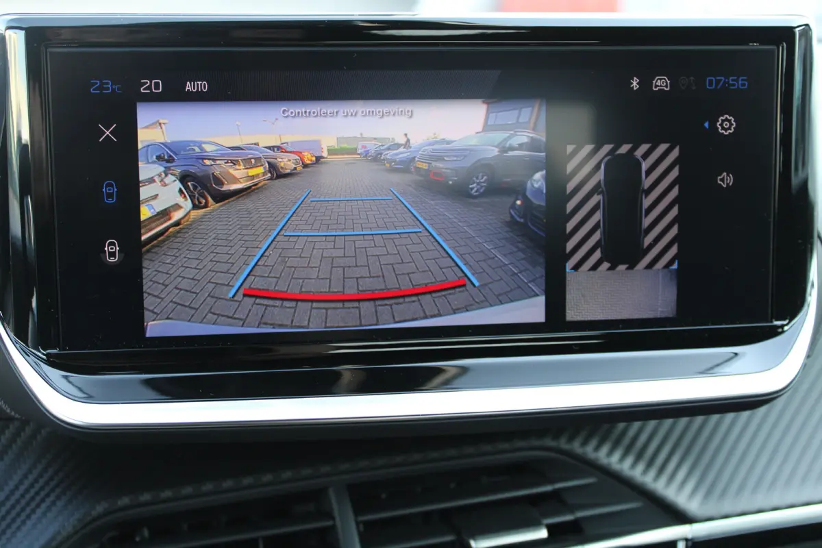 Business | Climate Control | Dashboard in zacht materiaal met carboneffect en hoogglans zwarte sierstrip | Extra getinte achterste zijruiten en achterruit