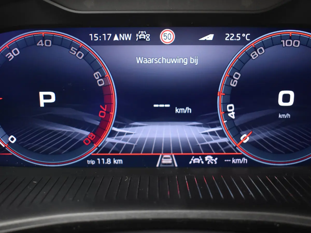 Monte Carlo | Achteruitrijcamera | Cruise control met speedlimiter | Driver Activity Assistant, vermoeidheid waarschuwingssysteem